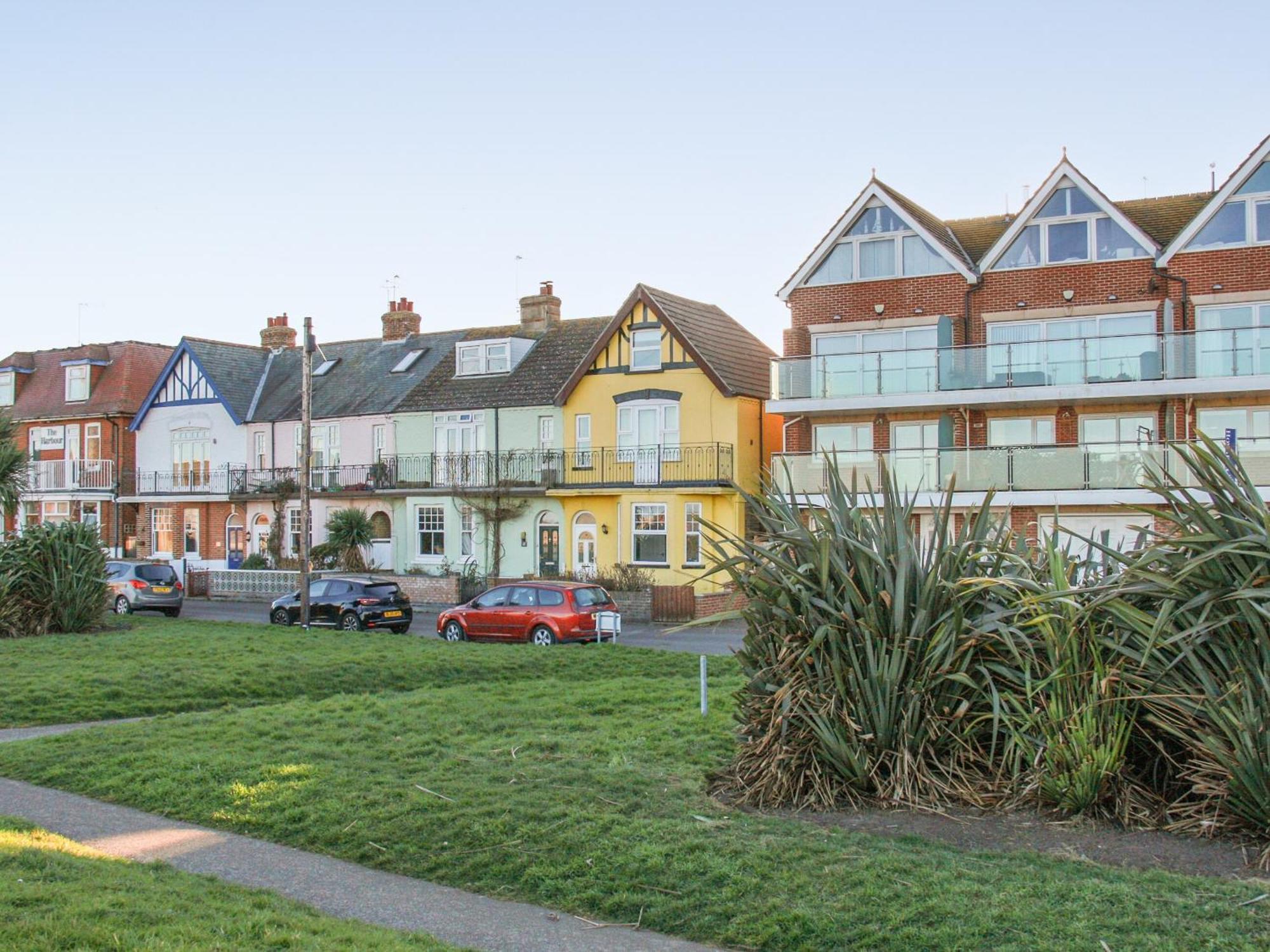 The Yellow House Gorleston-on-Sea Dış mekan fotoğraf